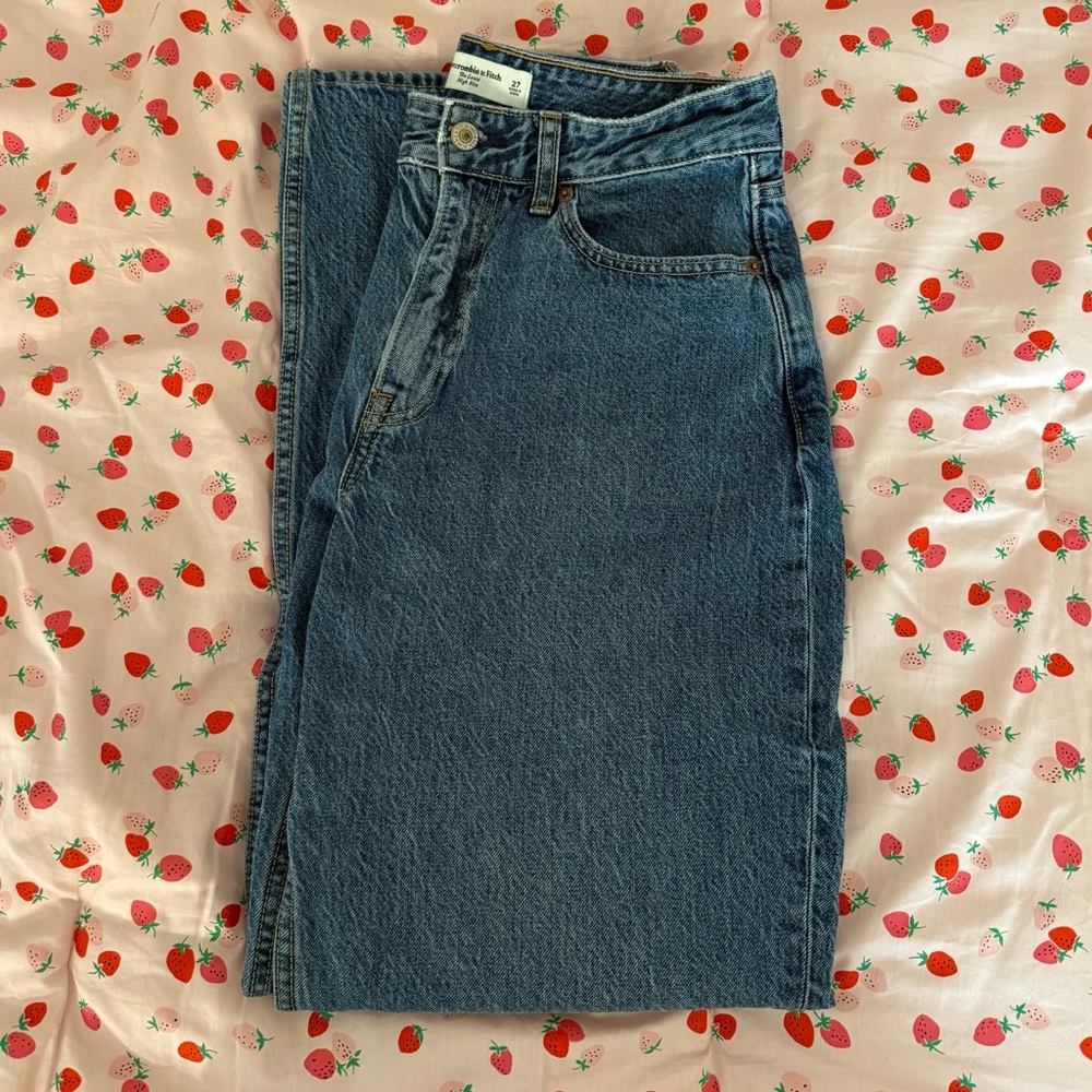 Abercrombie & Fitch The Loose High Rise Jeans 27 Curve Love